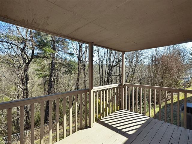 For Sale: 32 Parker Rd Weaverville, NC 28787
