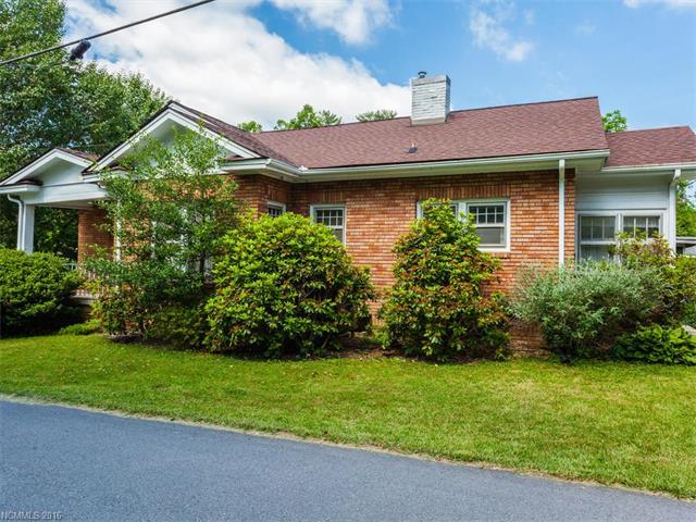 For Sale: 1724 Haywood Rd Hendersonville, NC 28791