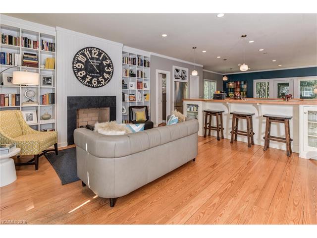 220 Westover Dr