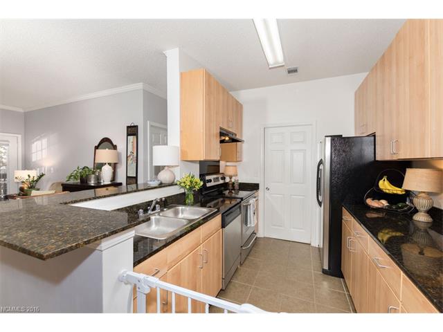 2000 Olde Eastwood Village Blvd #3-B
