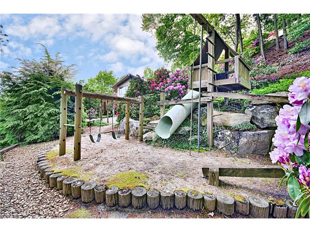 For Sale: 44 Westhaven Dr Asheville, NC 28804