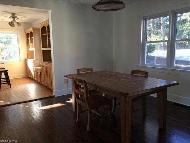 832 Sand Hill Rd