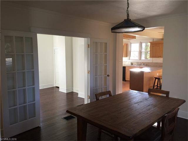 832 Sand Hill Rd