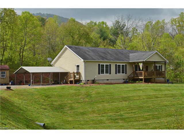 24 Mayfair Dr
