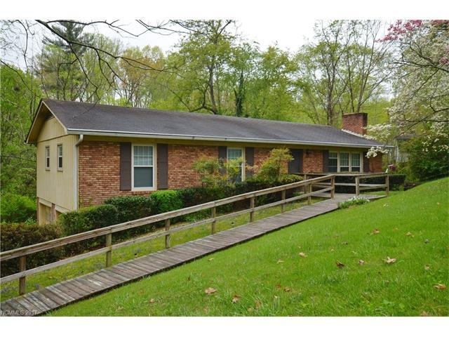 24 Mayfair Dr