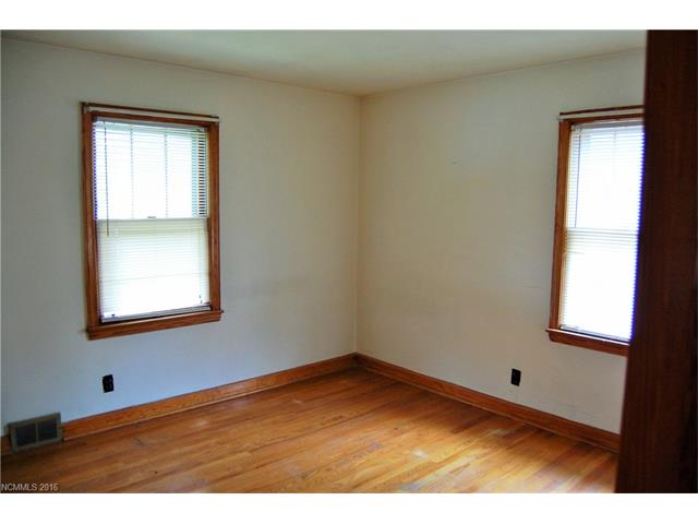 For Sale: 189 Brevard Rd Asheville, NC 28806