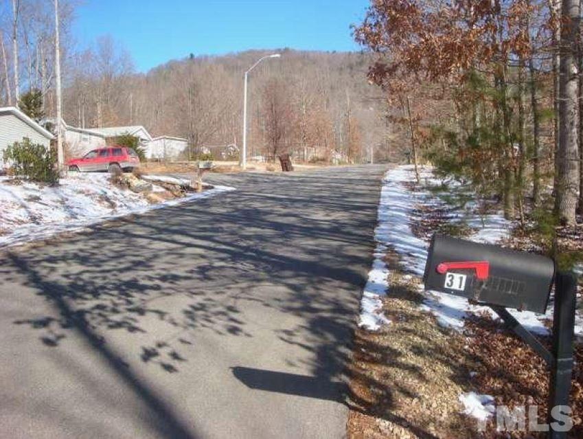 31 Evelyn Acres Dr