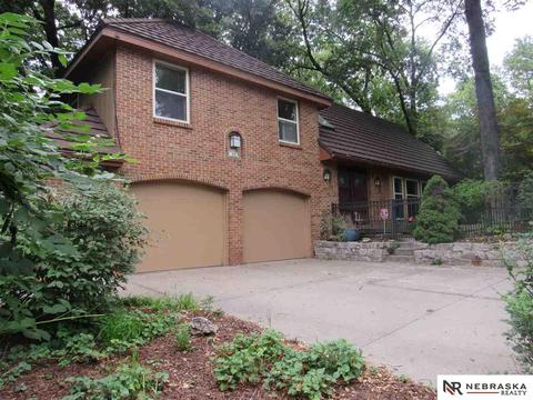218 S Bellevue Blvd