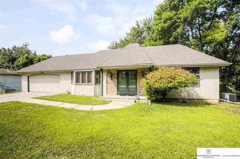 218 S Bellevue Blvd