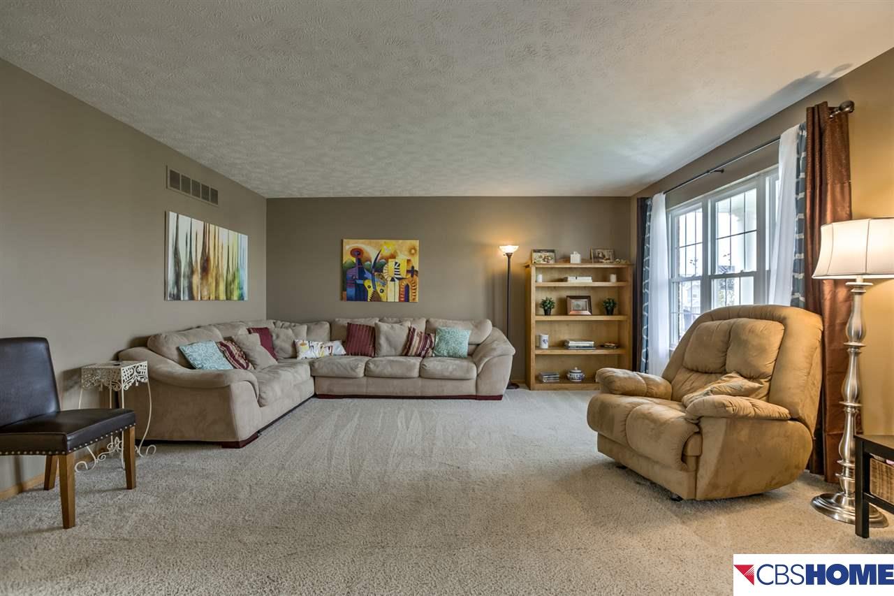 21417 Hancock Dr