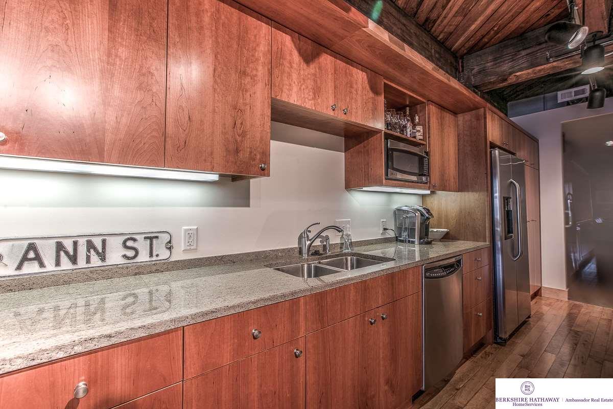 1502 Jones Apt 408 St #408
