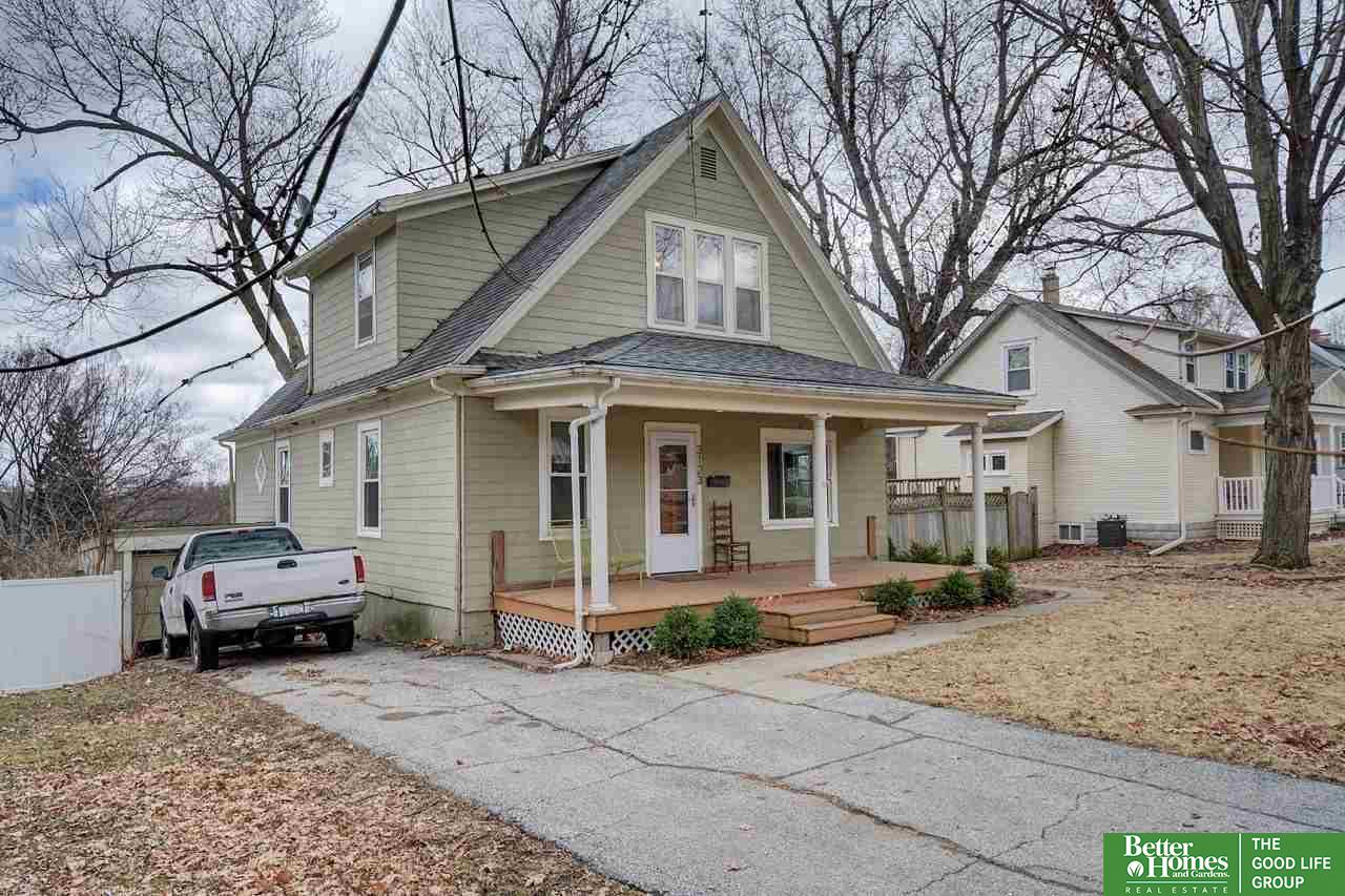 1718 N 49 St