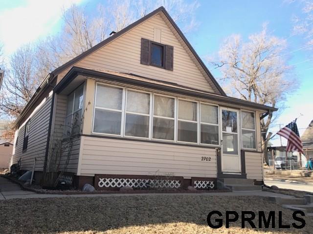 2702 S 12 St