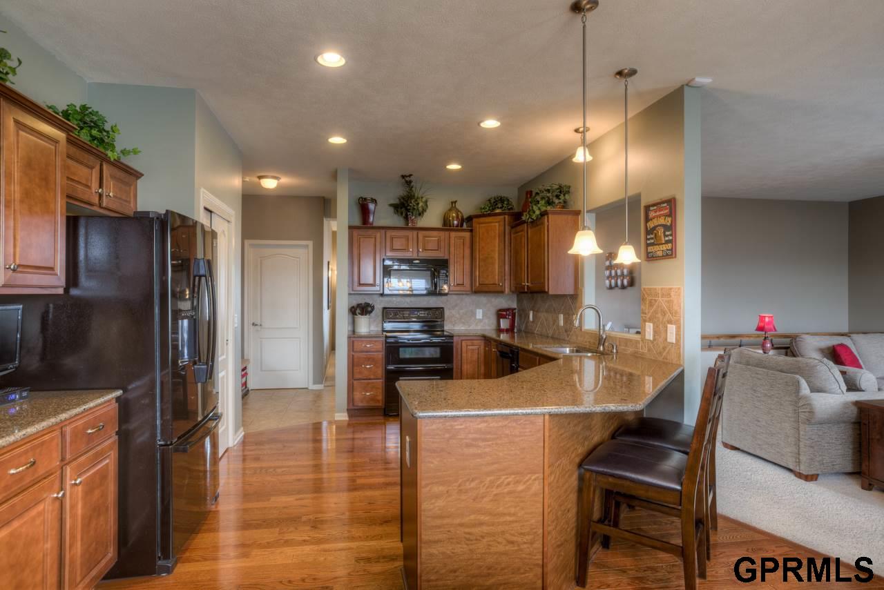 15013 Redman Ave