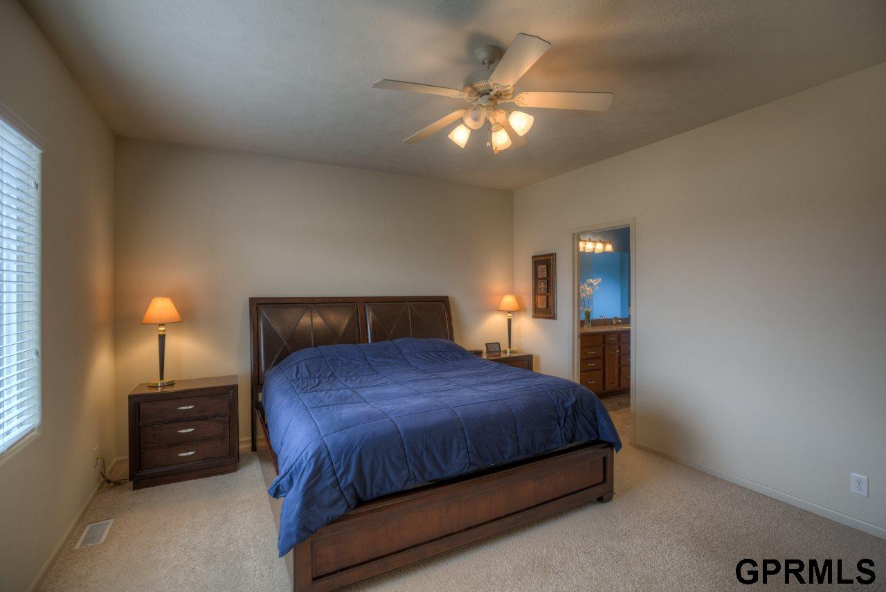 15013 Redman Ave