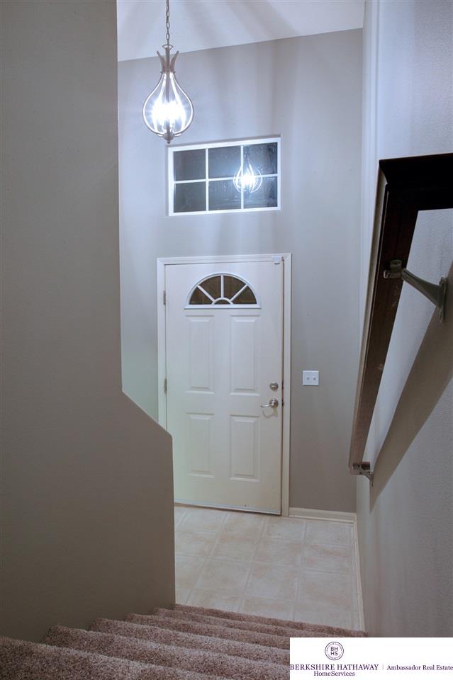 7391 N 77 St