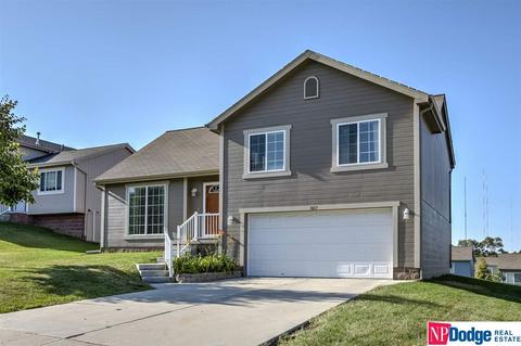 8990 N 81 St