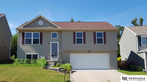 8990 N 81 St