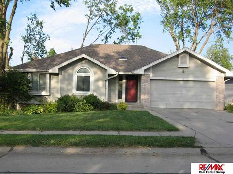 1609 Leona Cir