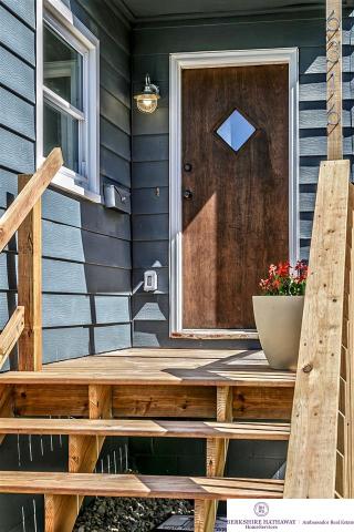 2515 N 51 St