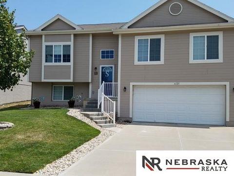 6125 S 190th Ter