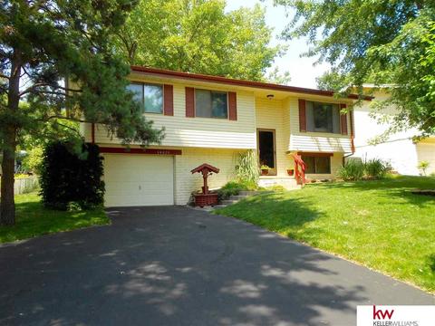 5610 S 139th Cir