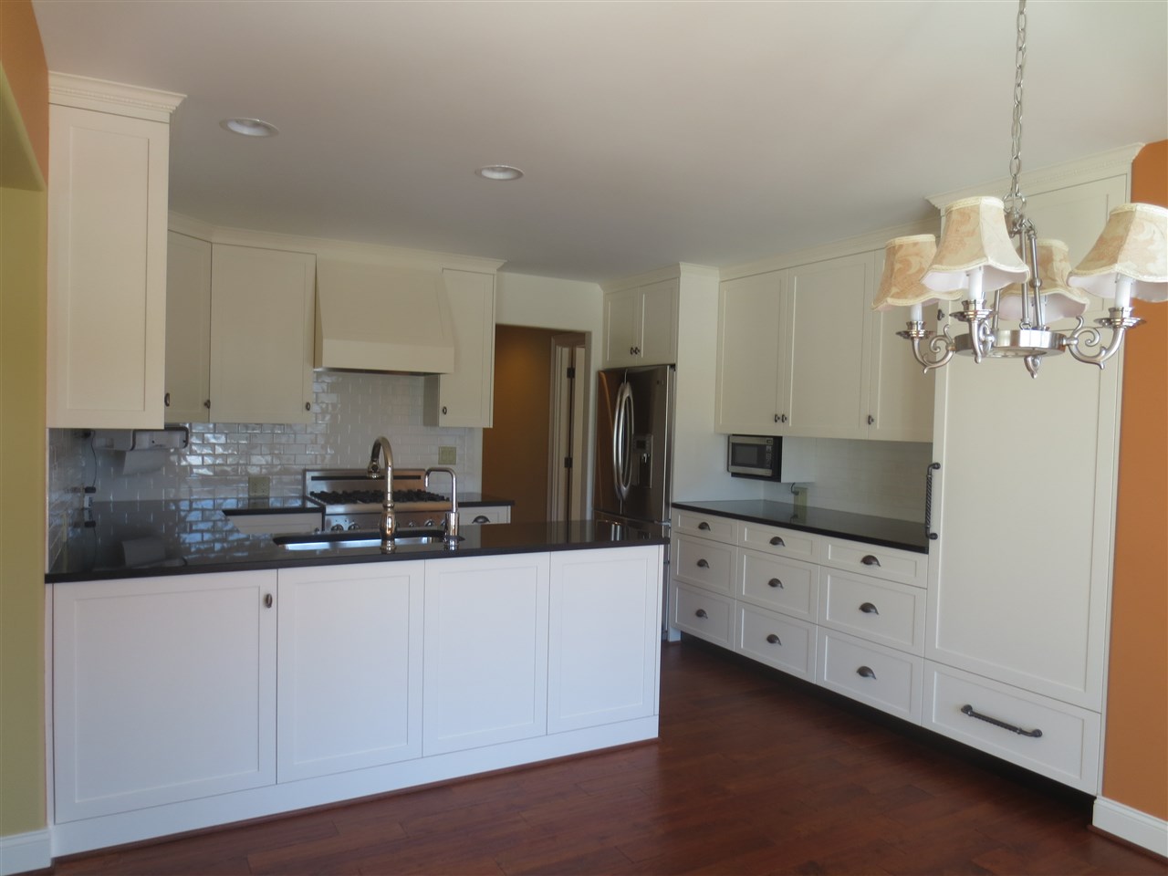 10 Colburn Ln