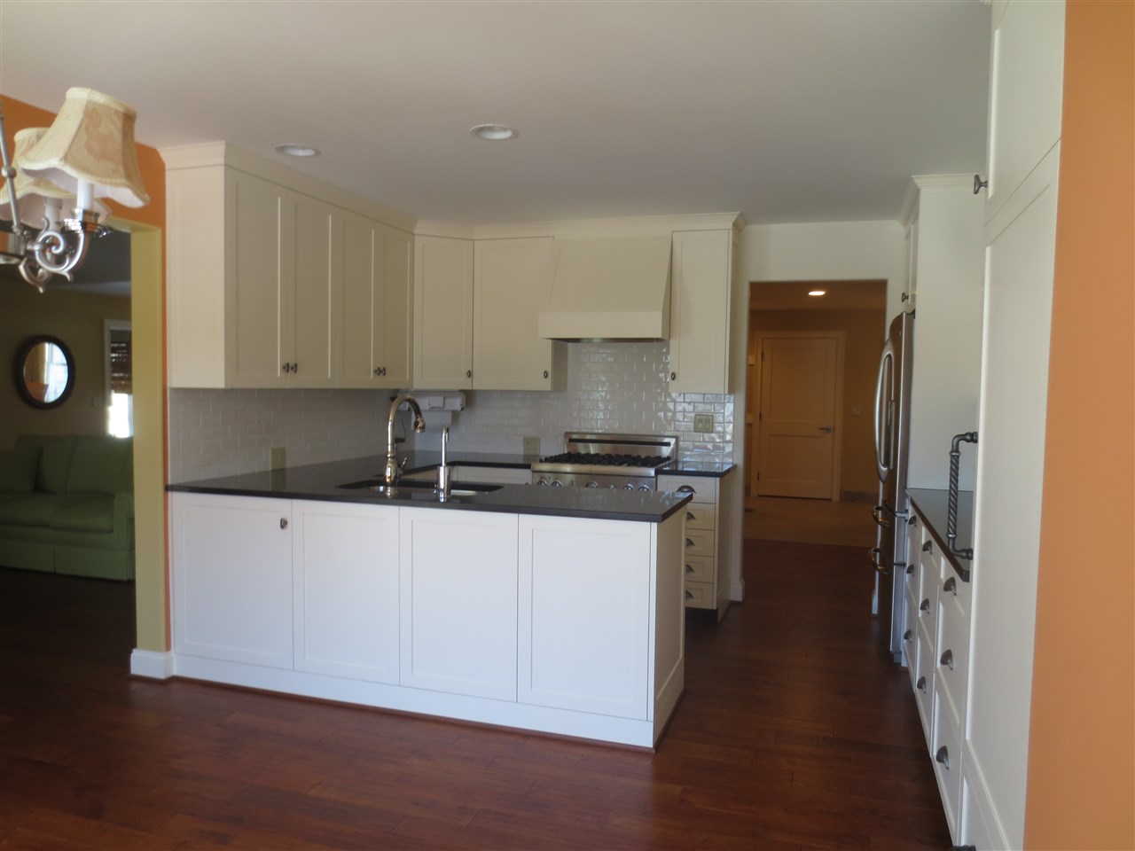 10 Colburn Ln