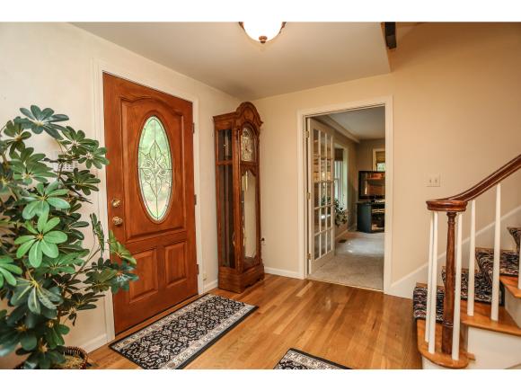 For Sale: 17 Mont Vernon Amherst, NH 03031