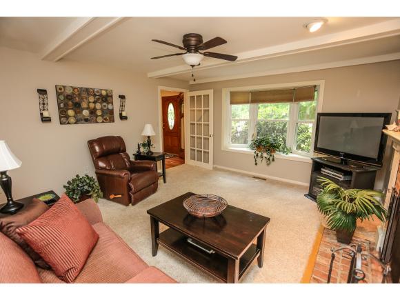For Sale: 17 Mont Vernon Amherst, NH 03031