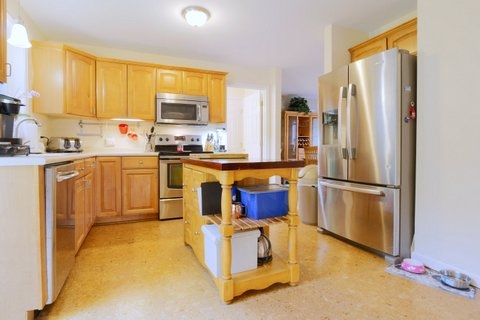 38 Drew Woods Dr