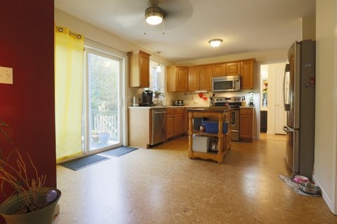 38 Drew Woods Dr
