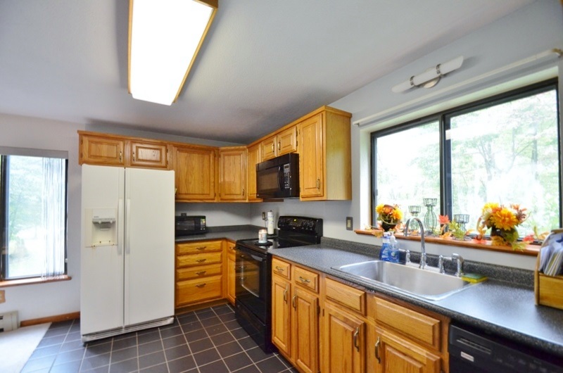 8 Hunter Dr
