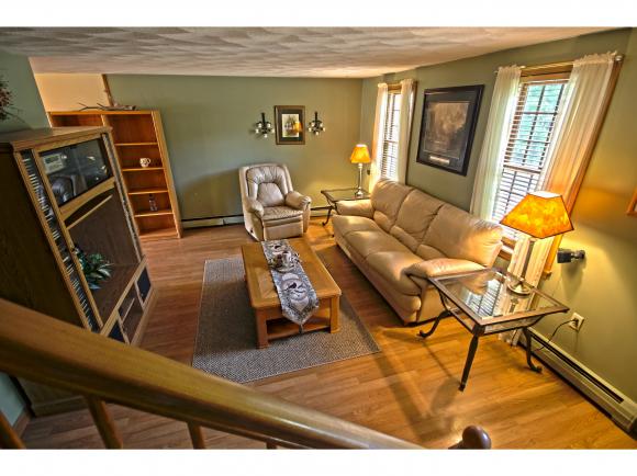 For Sale: 5 Walton ## b Londonderry, NH 03053