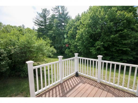 For Sale: 5 Walton ## b Londonderry, NH 03053