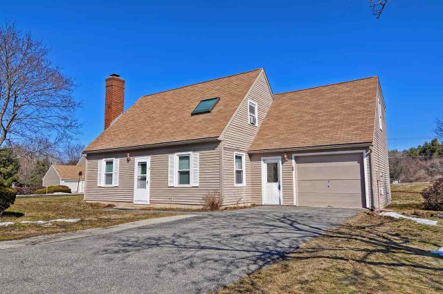 17 Kearns Dr #17