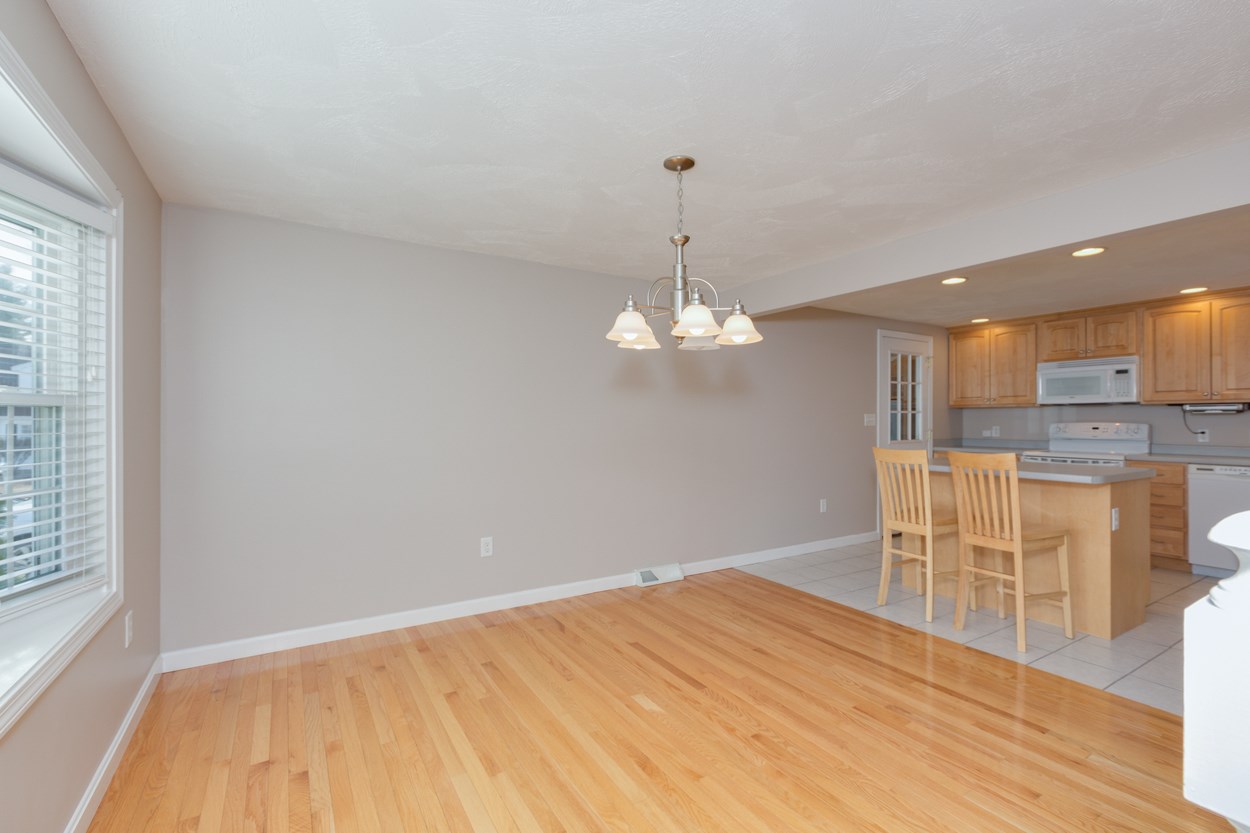 38 Quail Run Dr