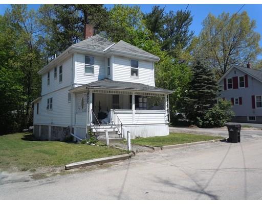 12 Gillis St