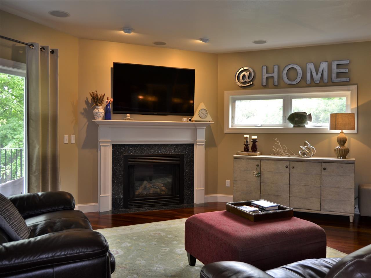 17 Riverfront Dr #9