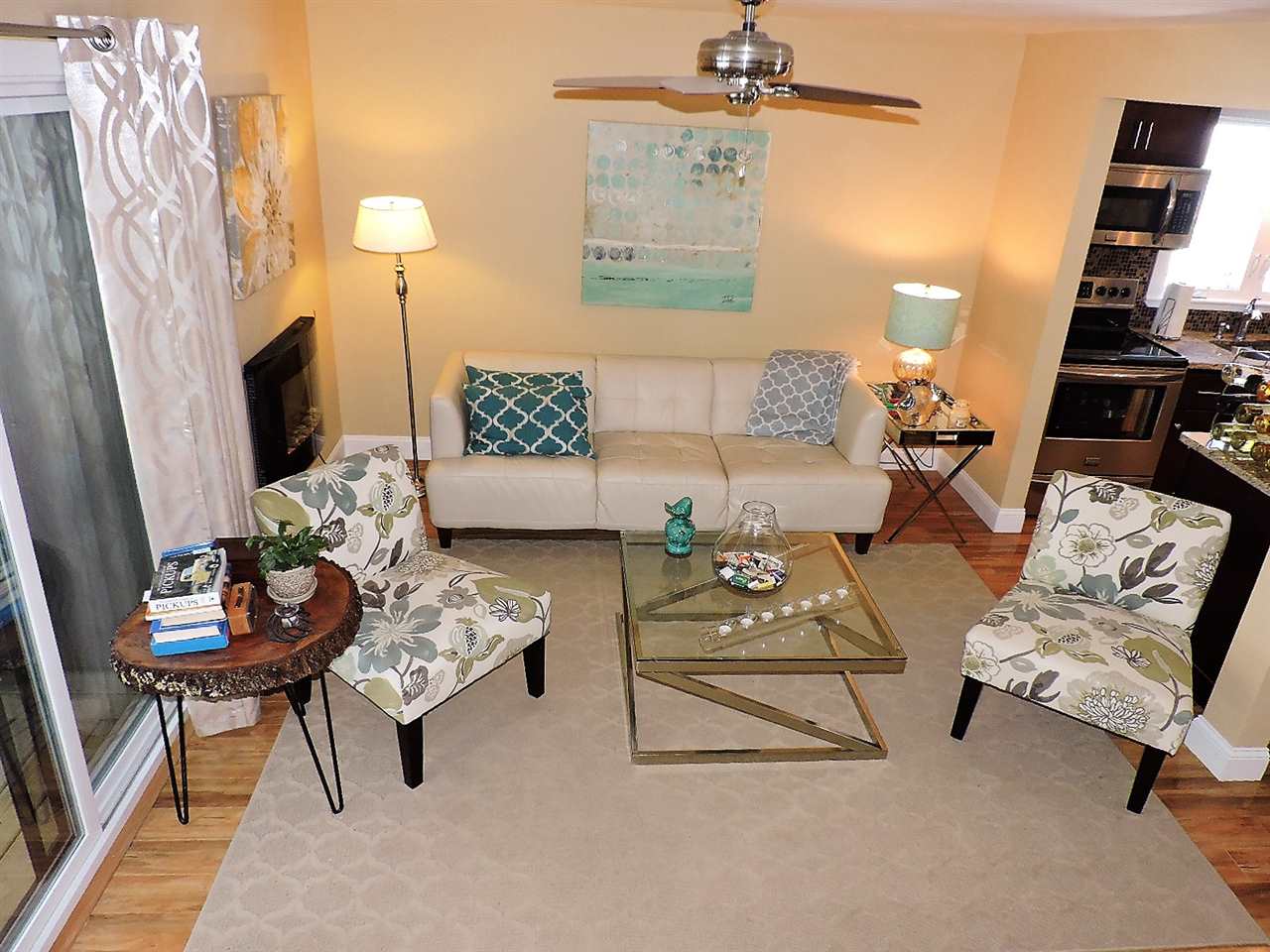 22 B Nestledown Dr