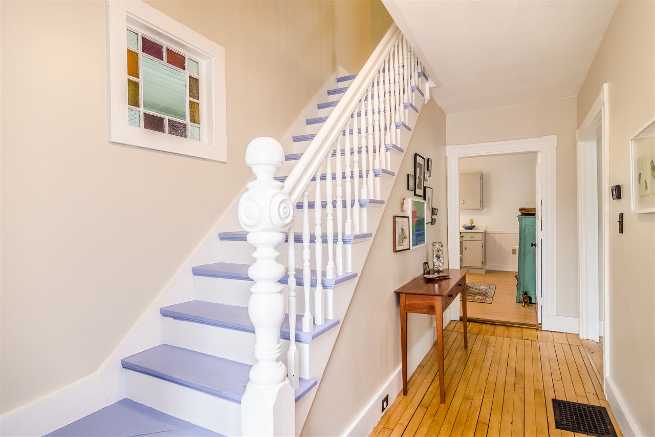 5 Dolan St