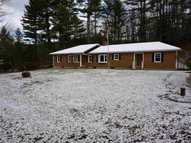 10 Greenlawn St