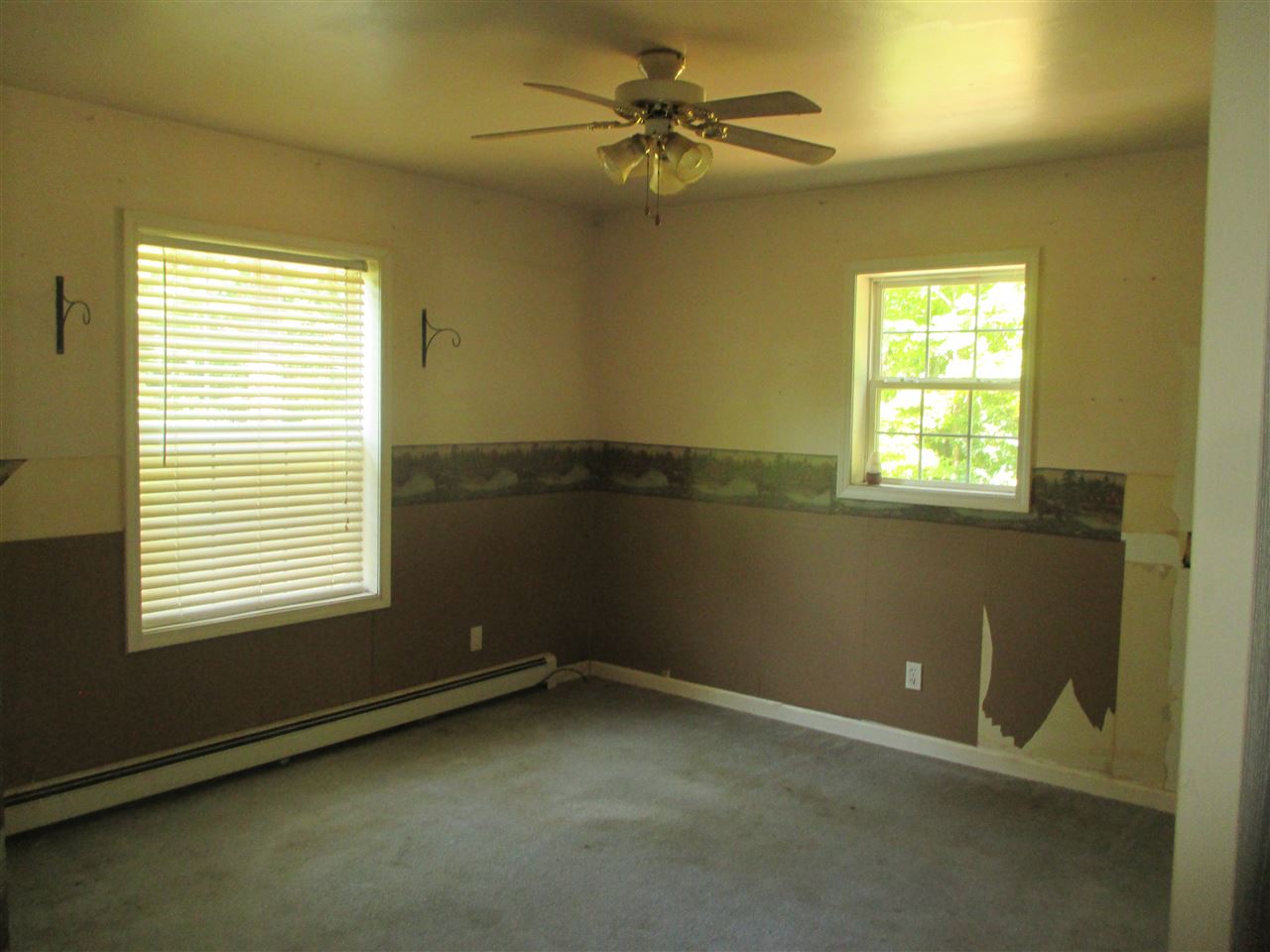 222 Plain Rd