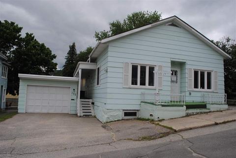 6 Alexander Ave