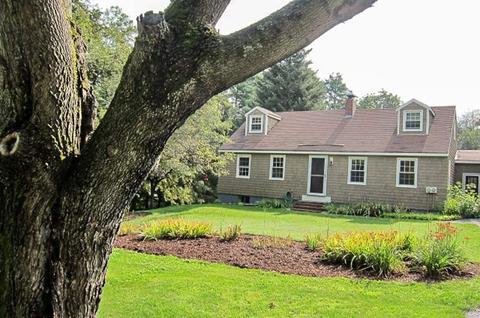 32 Patricia Ct