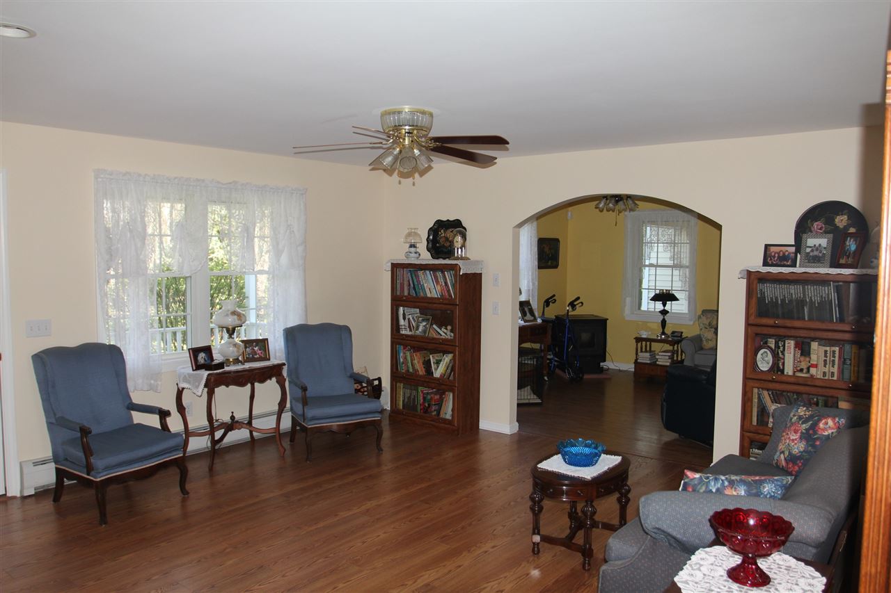 80 Ledgewood Rd