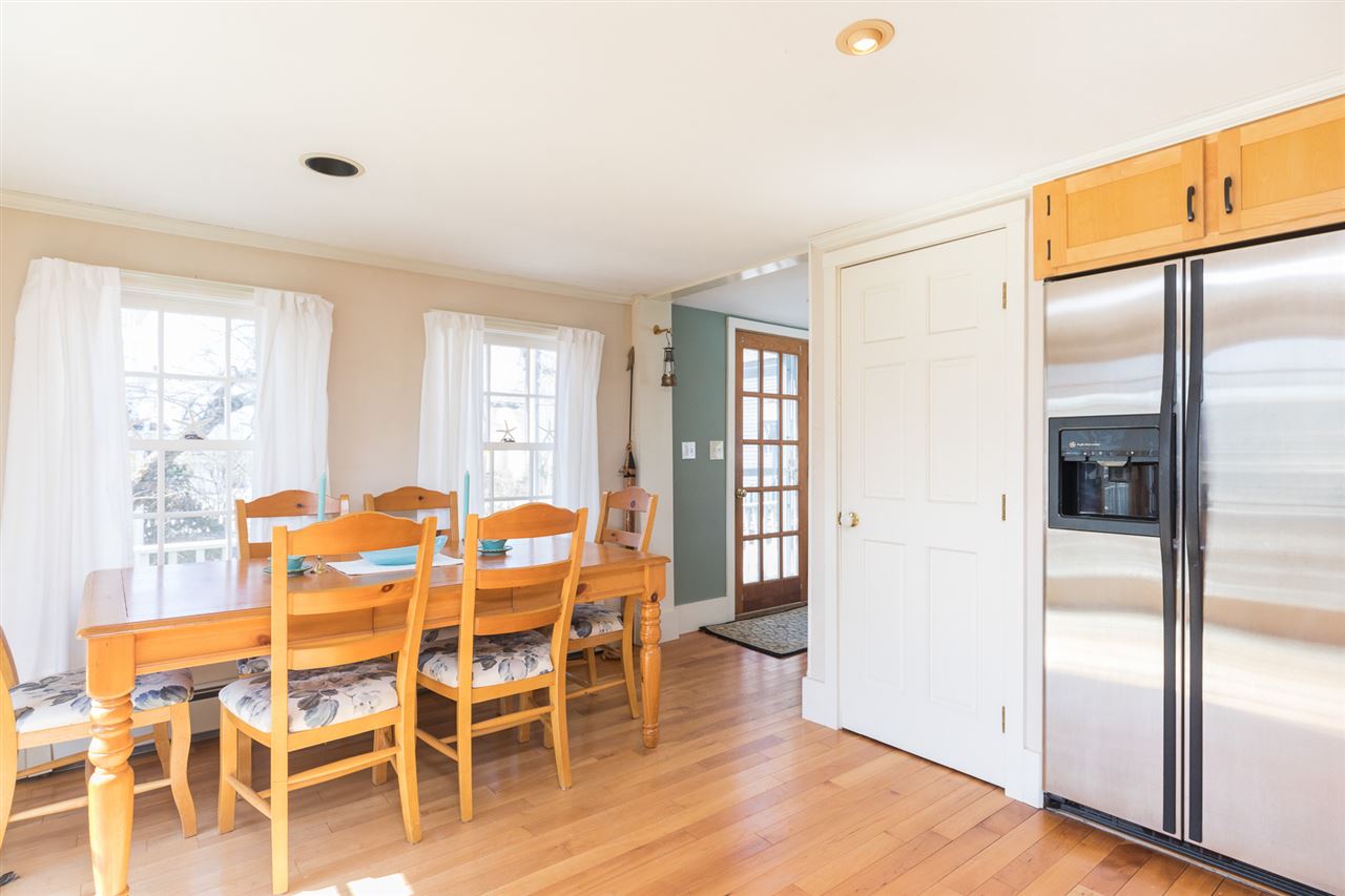889 South St #3