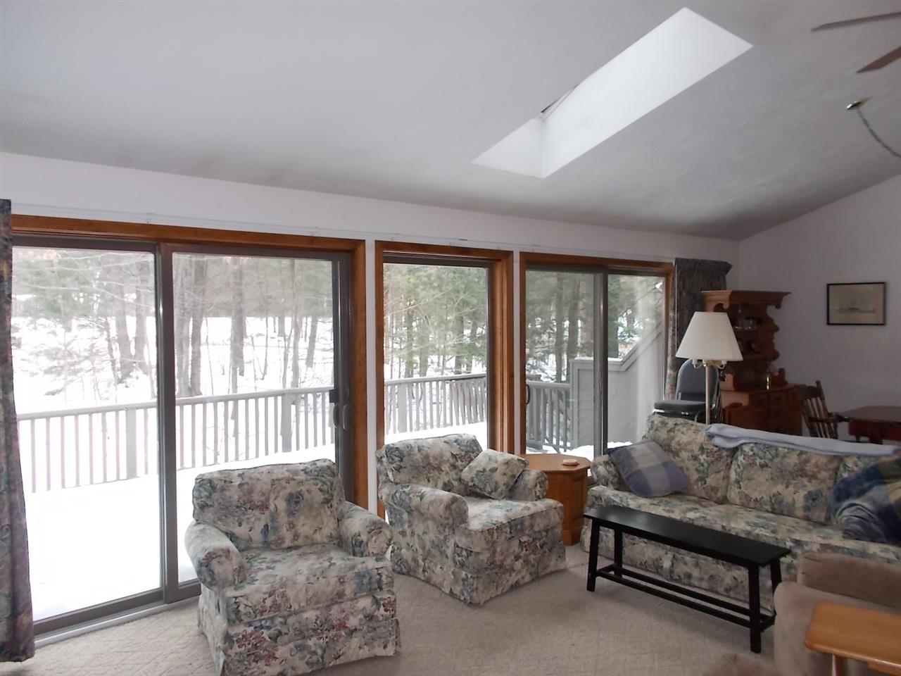 216 Thompson Rd