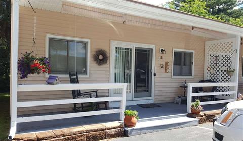806 White Cedar Blvd #806