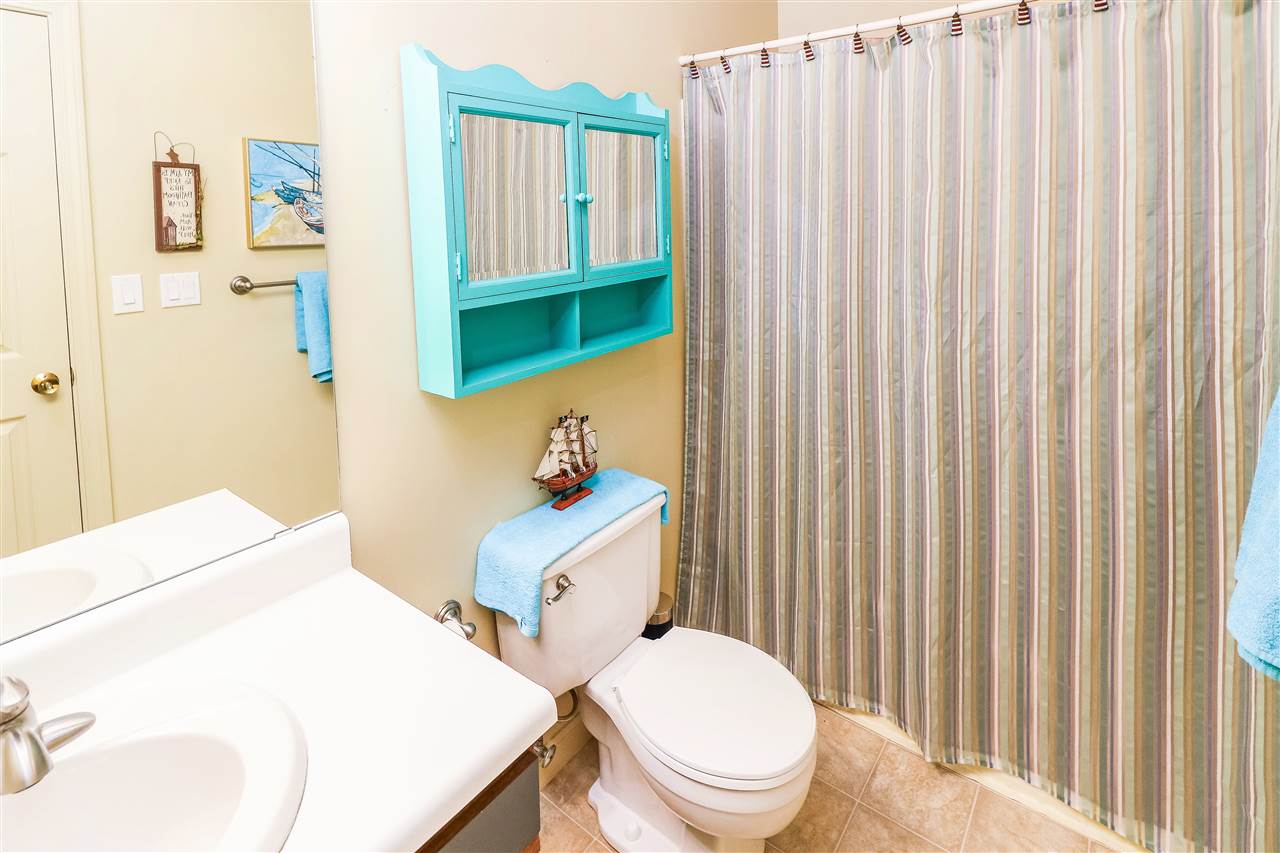 156 Front St #306